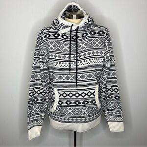 Carbon Black and White Patterned Hooded Sweater